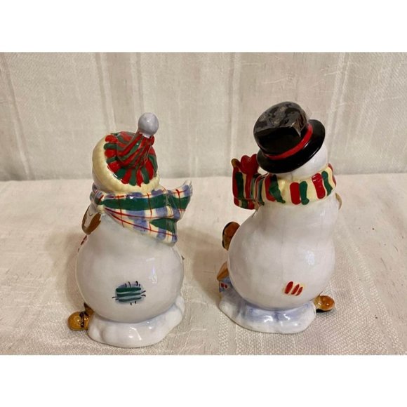 Porcelain Ceramic Frosty Salt Pepper Shakers - Picture 3 of 5
